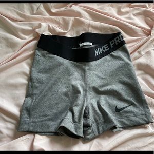 Nike Pro Shorts Grey